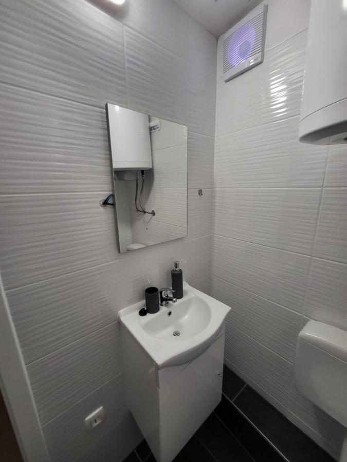 코페르 Apartma Jelena 아파트 외부 사진