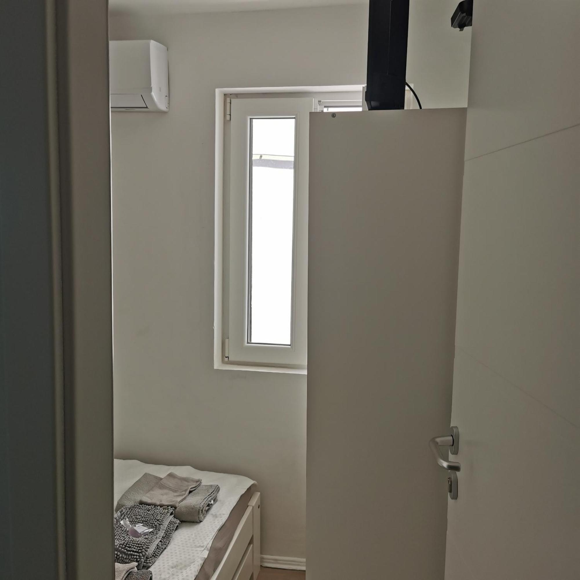코페르 Apartma Jelena 아파트 외부 사진