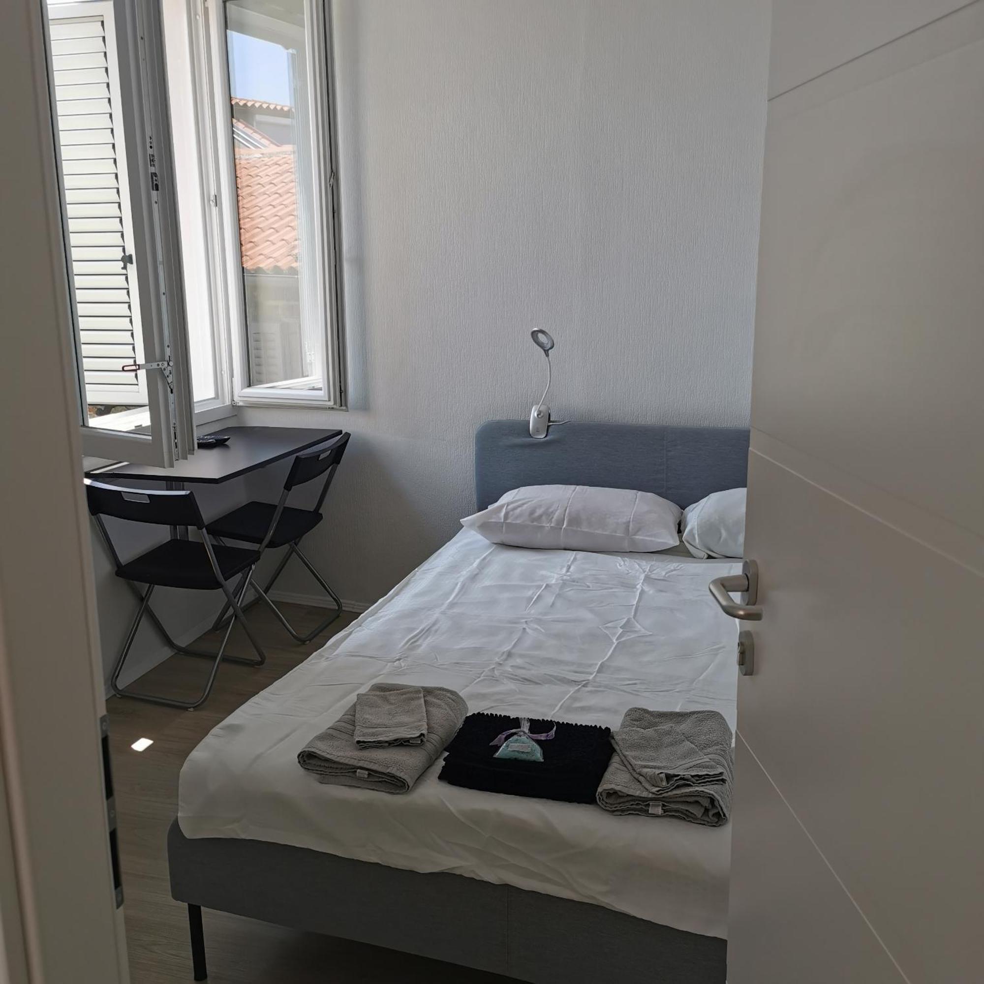 코페르 Apartma Jelena 아파트 외부 사진